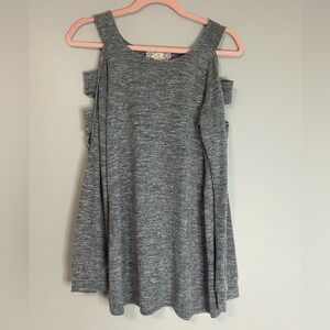 NWT Pink Republic Gray Cold Shoulder Sleeveless Lightweight Sweater Top, Size L